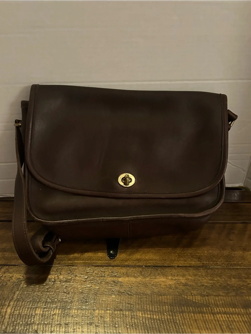 Vintage Coach City Bag 9790 Brown Leather Crossbody Shoulder Bag Made in Turkey